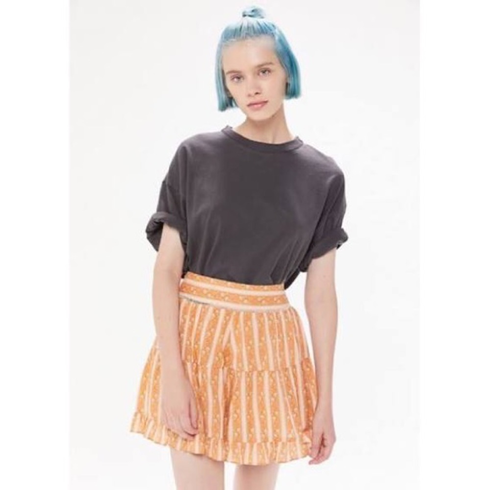 NWT//UO Prairie Tiered Ruffle Short